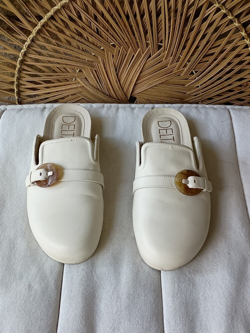DELTAN Ivory Leather Slip-On Mule with Tortoiseshell Accent_8